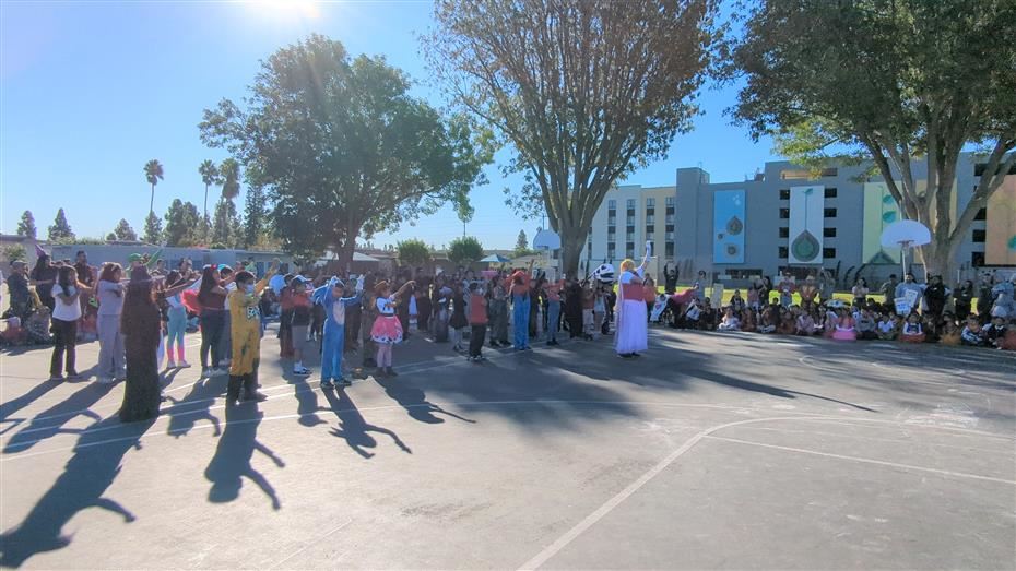 4th grade Halloween Dance 
