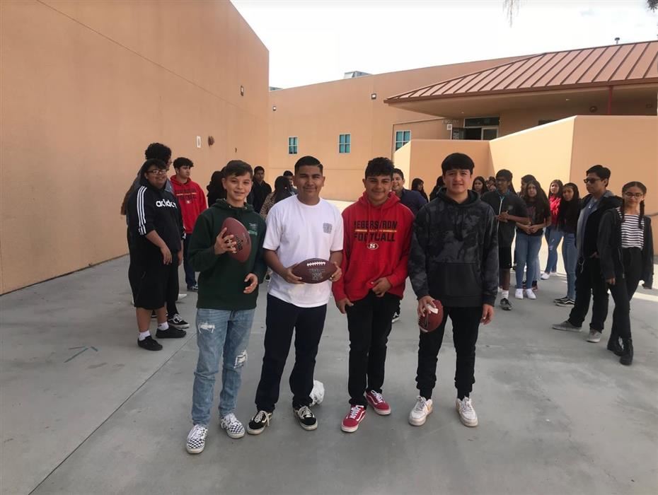 avid16 